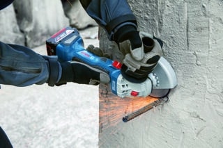 VINKELSLIP GWS 18V-7 125MM    SOLO L-BOXX