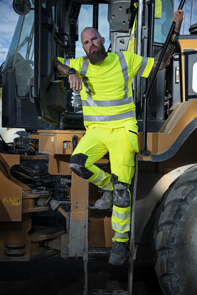 646010_646527_4 6527 Midjebyxa Stretch Gul/SvaD104