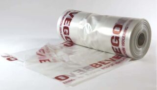 Säckar i polyeten på rulle
