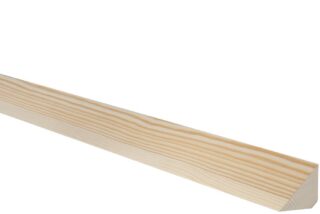 TREKANTSLIST FURU OBH 27MM