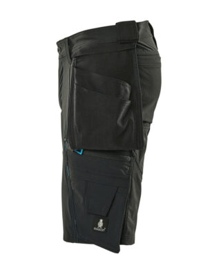 SHORTS 17149 SVART C44