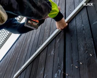 Fasadskruv försänkt huvud, rostfri syrafast A4/lackerad