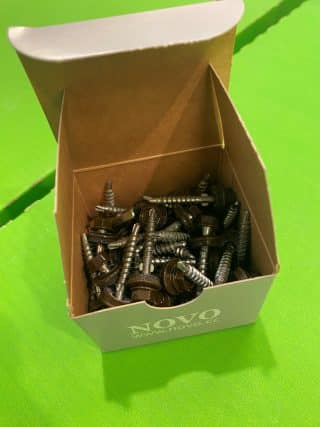Farmarskruv Wing Brun 4,8x35 Inkl 8mm Hylsa